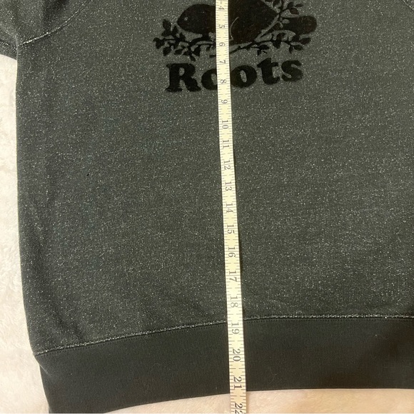 Roots Canada Beaver Black Pepper Logo Crewneck Sweater Sweatshirt size medium - Picture 8 of 8